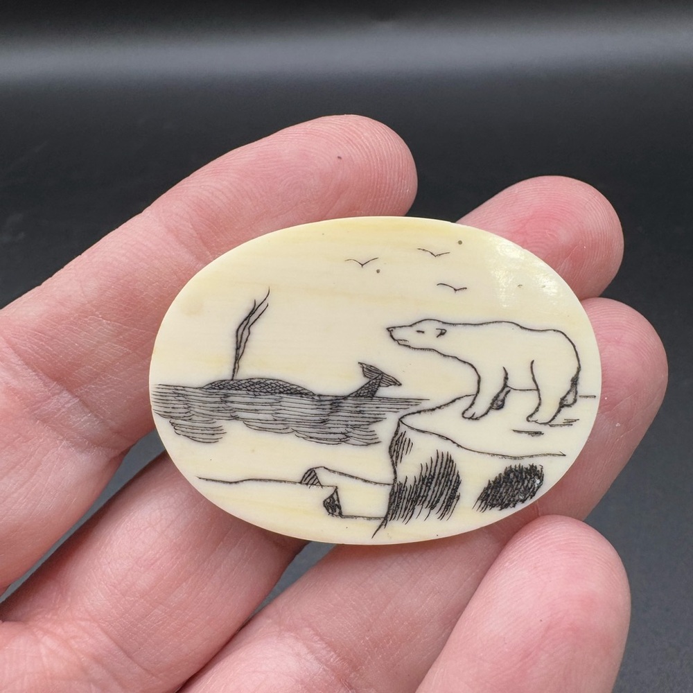 Native American Oval Pin scrimshaw whale with Polar Bear Design